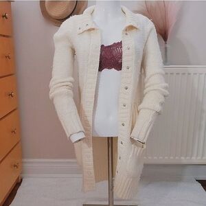 H&M Mid Length Ribbed Knit Cardigan- Wool Blend in Cream- Size 4